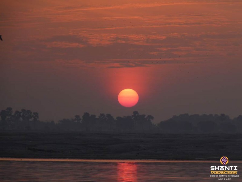 Coucher de soleil sur le Gange
