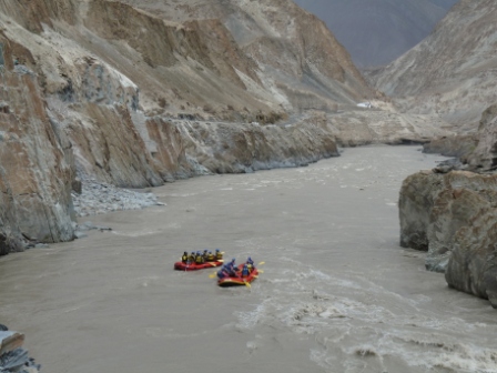 Rafting on the Zanskar